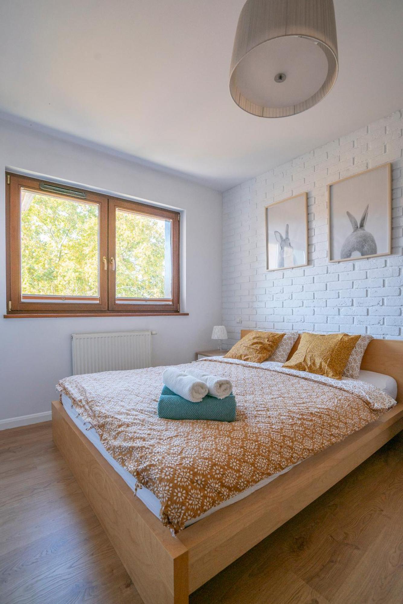Apartament Werona Selfcheckin Ac Wroclaw Bagian luar foto