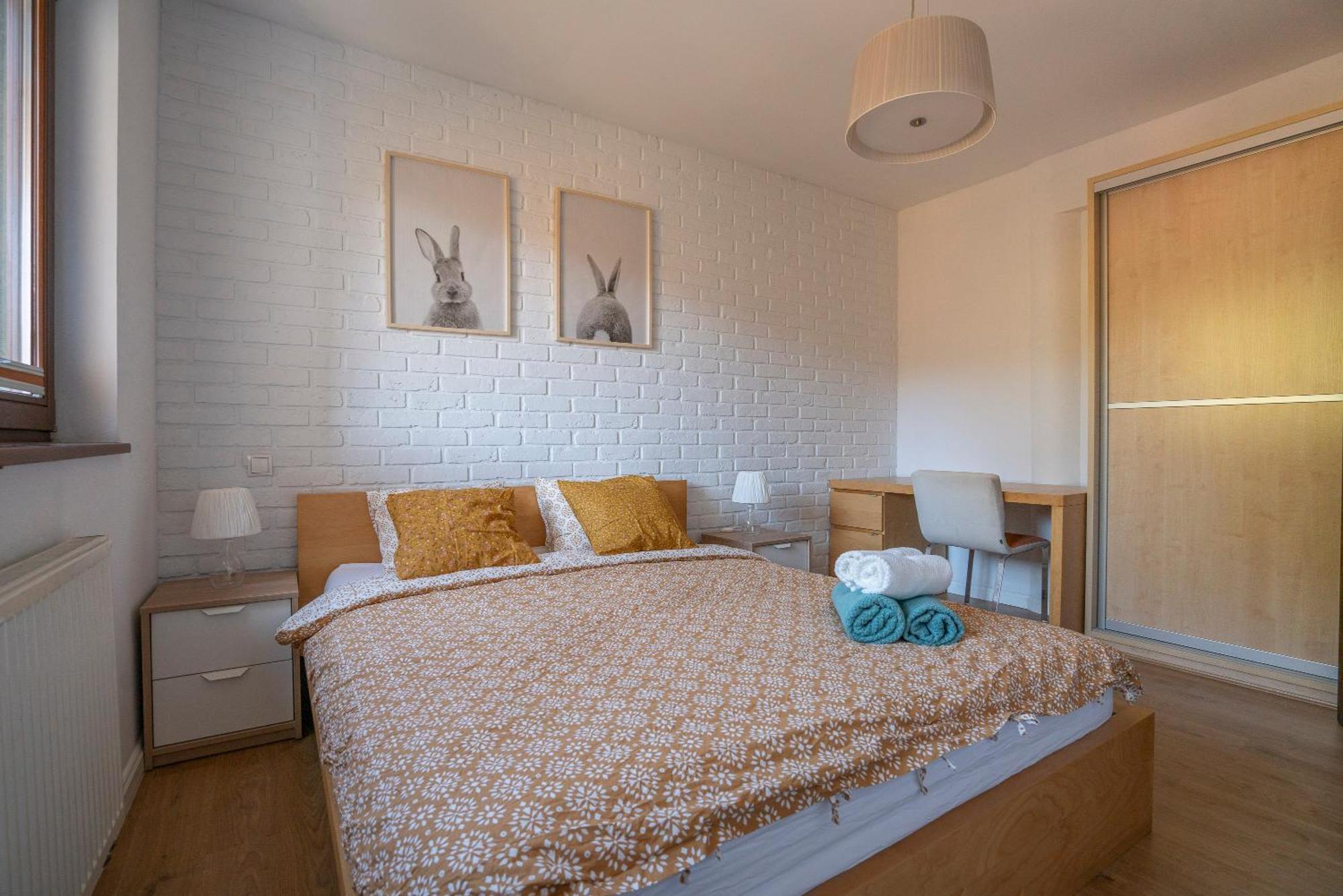 Apartament Werona Selfcheckin Ac Wroclaw Bagian luar foto