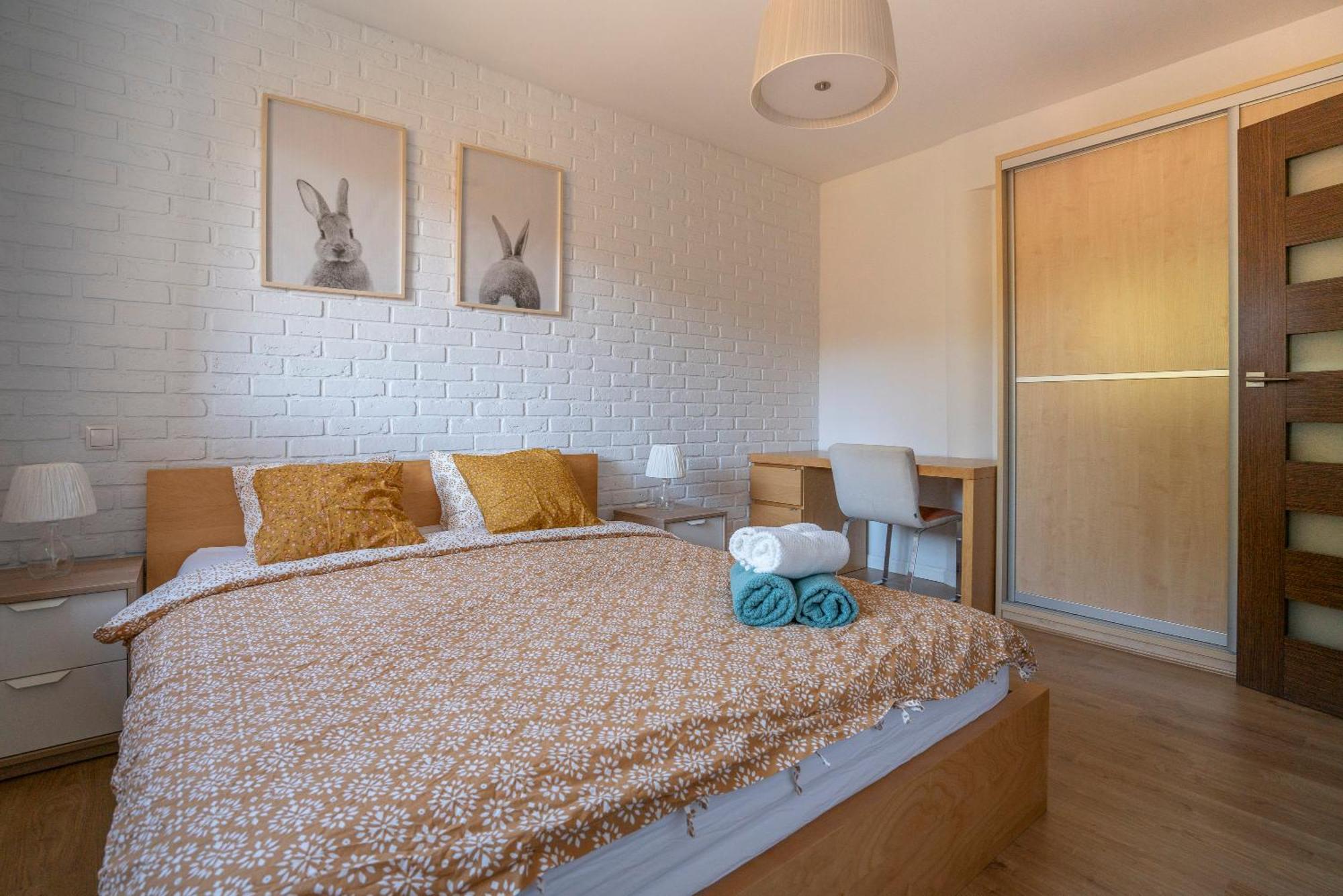 Apartament Werona Selfcheckin Ac Wroclaw Bagian luar foto